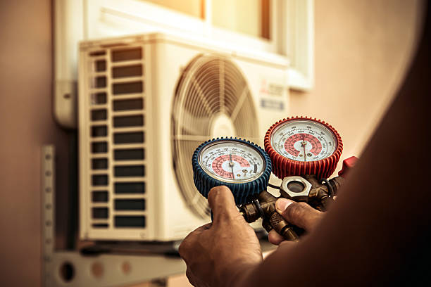 Professional Hvac technician working in Perry, GA